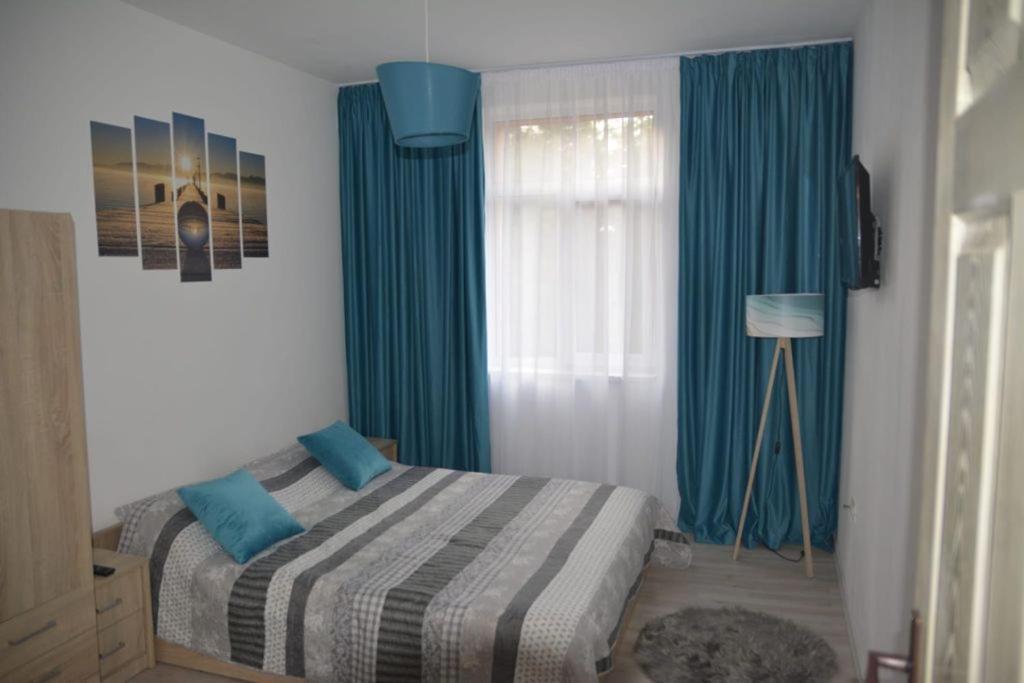 Sunrise Apartment Petrosani Ngoại thất bức ảnh